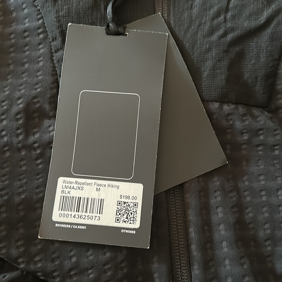 Water-Repellent Fleece Hiking Anorak
$198 USD - Picture 8 of 9